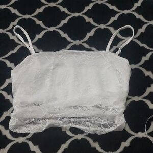 NWOT shein white Lace Women's‎ cropped Top Medium